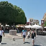 Natasha's Nest Апартаменти