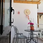 Natasha's Nest Апартаменти