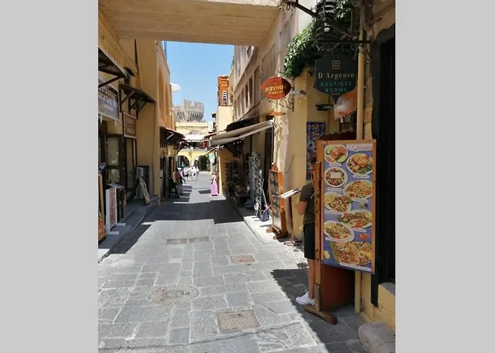 Natasha's Nest דירה