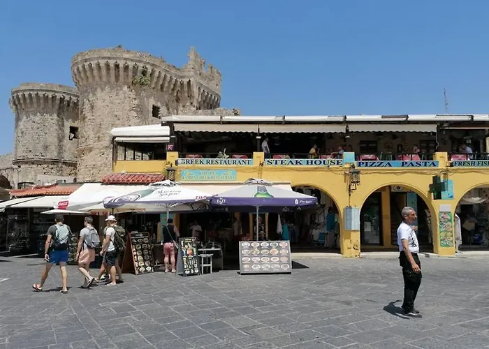 Natasha's Nest Lägenhet