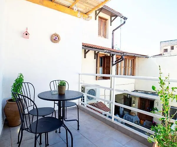 Natasha's Nest Lägenhet Rhodes City