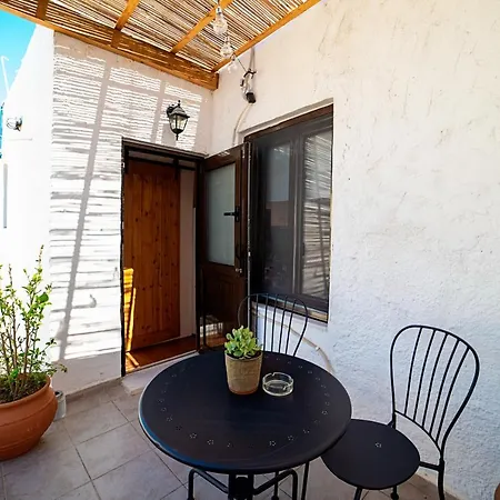 アパート Natasha's Nest Rhodes City